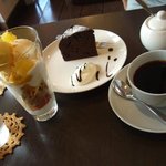 スウィーツカフェ AMU CHOCO - 限定パフェとケーキセット