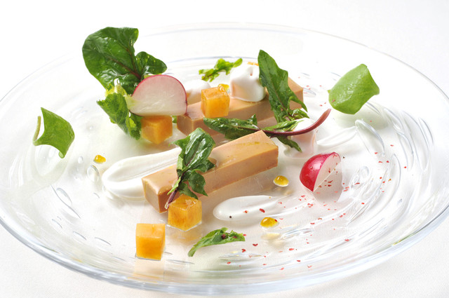 CHAMPAGNE HOUSE photo 2