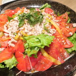 Sandaime Amimoto Sakanaya Doujiyou - ツナとトマトのサラダ