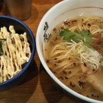 塩元帥 - 天然白ラーメン+Cセットのチャーマヨ丼。おっさんはマヨなしでもいいかも。美味しい。