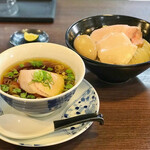 らぁ麺 紫陽花 - 醤油つけ麺　特製トッピング