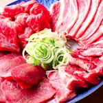 とんとん侍 - 「赤身四点盛り」　　　　　　　　　鮮やかな艶と色。旨みが凝縮されてます。　　　　