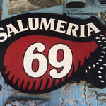 SALUMERIA　69 - 