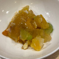 うを徳 - 鯛の煮凝り三宝柑、雲丹、そら豆入り