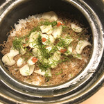 おか田 - ちりめん山椒と百合根の土鍋ご飯