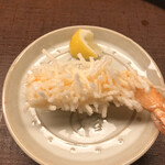 おか田 - このエビ、衣が見る通りサックサクで美味しかったー✨