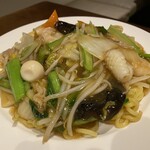 石庫門 - 〆の餡かけ焼きそば（柔麺）