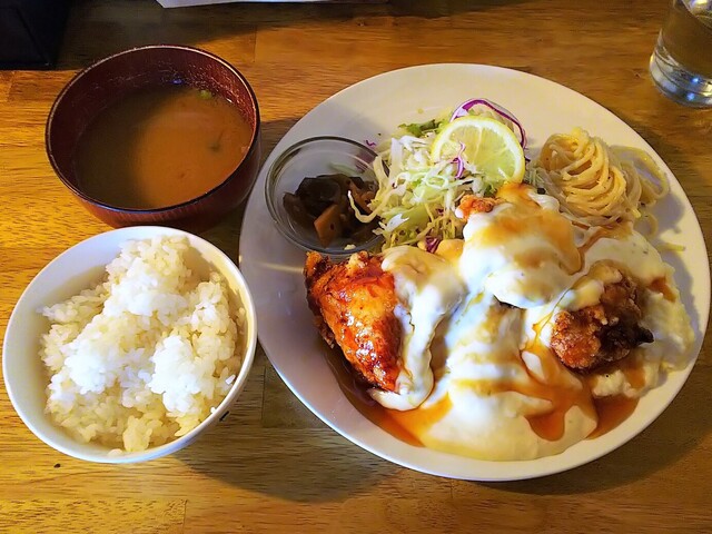 ニジイロ食堂 旧店名 マルカン 鶏麺 豊中 定食 食堂 食べログ ニジイロ食堂 旧店名 マルカン 鶏麺 豊中 定食 食堂 食べログ
