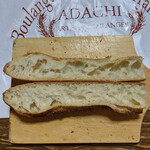 ブーランジェリー パティスリー トレトゥール アダチ - 『バゲット トラディッション』　３０２円（税込）