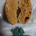 年宝菓子店 - カルメ焼き　162円　断面