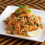 Pad Thai (Thai-style Yakisoba (stir-fried noodles))