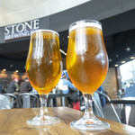STONE BREWING - Delicious IPAとRipper、どちらも8.6ドル／16oz。見た目で違いは分かりませんね（笑。