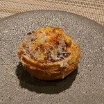 SUGALABO - 手長海老とふきのとうのキッシュ