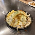 Hiroshimayaki Donki - 鉄板ハンバーグチーズのせ