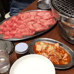 オカダ食品株式会社 - まずは牛タンからやね