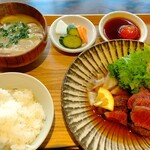 清喜 ひとしな - 赤身肉ヒレステーキと土鍋ご飯定食   2100円