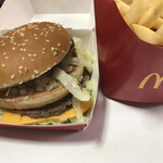 マクドナルド - 