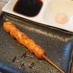 串カツ ワンダーウォール - 串揚げ 鳥ムネ＋ソース＋塩