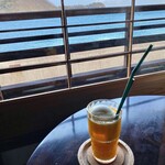 후나야도 카페 와카쵸우 - 눈앞에는 에히메현이 펼쳐져 있습니다.