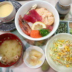 博多海鮮丼 元気すし 黒ちゃん - 