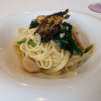 リストランテ　ウミリア - ホタテとちぢみほうれん草とカラスミのスパゲッティ（2020.2）