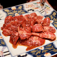 焼肉 大河 - めがね