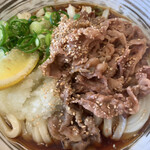 ぶっかけうどん こむぎ さくら製麺所。 - 