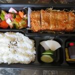 Tonkatsu Ando Hambagu Takutomi - ヒレかつ弁当