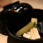 江戸前 鮨 服部 - 若竹のお吸い物