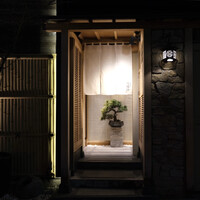 江戸前 鮨 服部 - 六本木の隠れ家