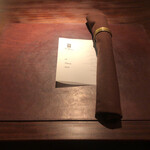 カウンター席へ