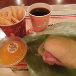 ケープコッド・クックオフ - （2012/4月）「生ハムとスモークチキンとクランベリークリームチーズのサンドウィッチ」セット