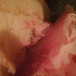 ケープコッド・クックオフ - （2012/4月）「生ハムとスモークチキンとクランベリークリームチーズのサンドウィッチ」のクランベリークリームチーズ