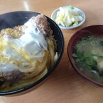 かげやま食堂 - 美味しいカツ丼です。値段も大手カツ丼チェーンに負けてません。