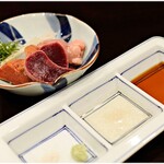 鳥田中 - 鶏の湯引き