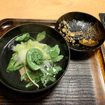 淡 如雲 - ④昆布出汁スープに野生のクレソン、伊勢芋、山菜、タン