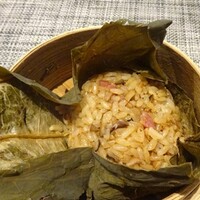 熱香森 - 蓮の葉包み中華おこわ