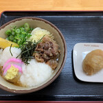 かしむらうどん - 冷ブッカケ（山芋・肉トッピング）＆イナリ寿司