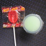 王者-23 - 食後のサービスでもらった飴とゼリー