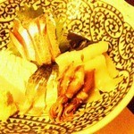 120502東京　日本酒はなおか　刺身三種＋一品