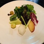 ラ・ボンヌターブル - 