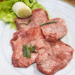 スタミナ苑 - 上タン塩\(//∇//)\