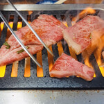 スタミナ苑 - 上ロース焼き〜_φ(･_･