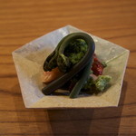 魚菜料理 縄屋 - ゼンマイと赤貝だったかな？