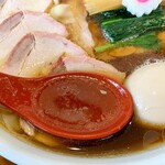 とら食堂 - 焼豚ワンタン麺味玉入り しょうが醤油味 1230円