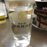 金城屋 - 芋焼酎お湯割り(黒霧島) 250円　(2020.3)