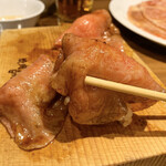 焼肉 ジャンボ - 炙り和牛にぎり 1貫 600円