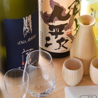 We have a wide selection of carefully selected Japanese sake, including more than 22 types of sake!