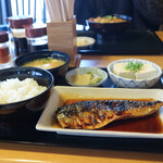 Oosakaya Shokudou - 魚定食さばの照り焼き⋆*お味噌汁には卵も入ってて素敵´`*