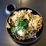 美蕎麦侍 - かき揚げ天そば(1000円)です。